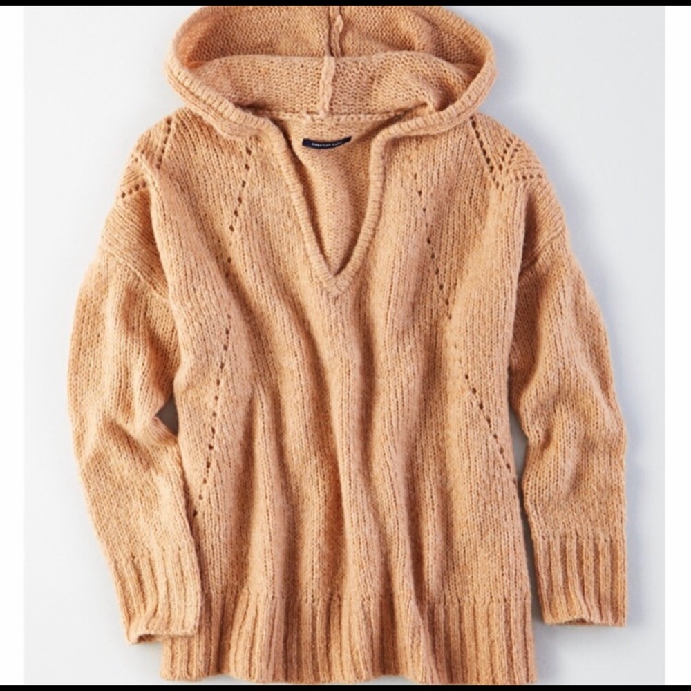 Aeo Pull Over - image 3